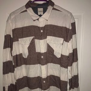 Split long sleeve button up XL